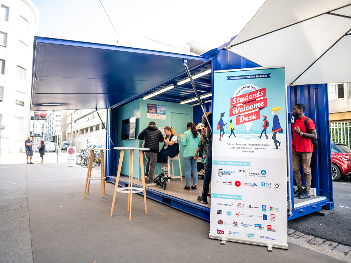 CONTENEUR MARITIME ÉVÉNEMENTIEL pour STUDENT WELCOME DESK LYON 2019