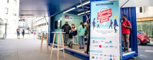 Container stand | Point d'information | ÉVÉNEMENTIEL