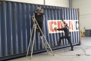 STEELWOOD | Container maritime transformé en studio