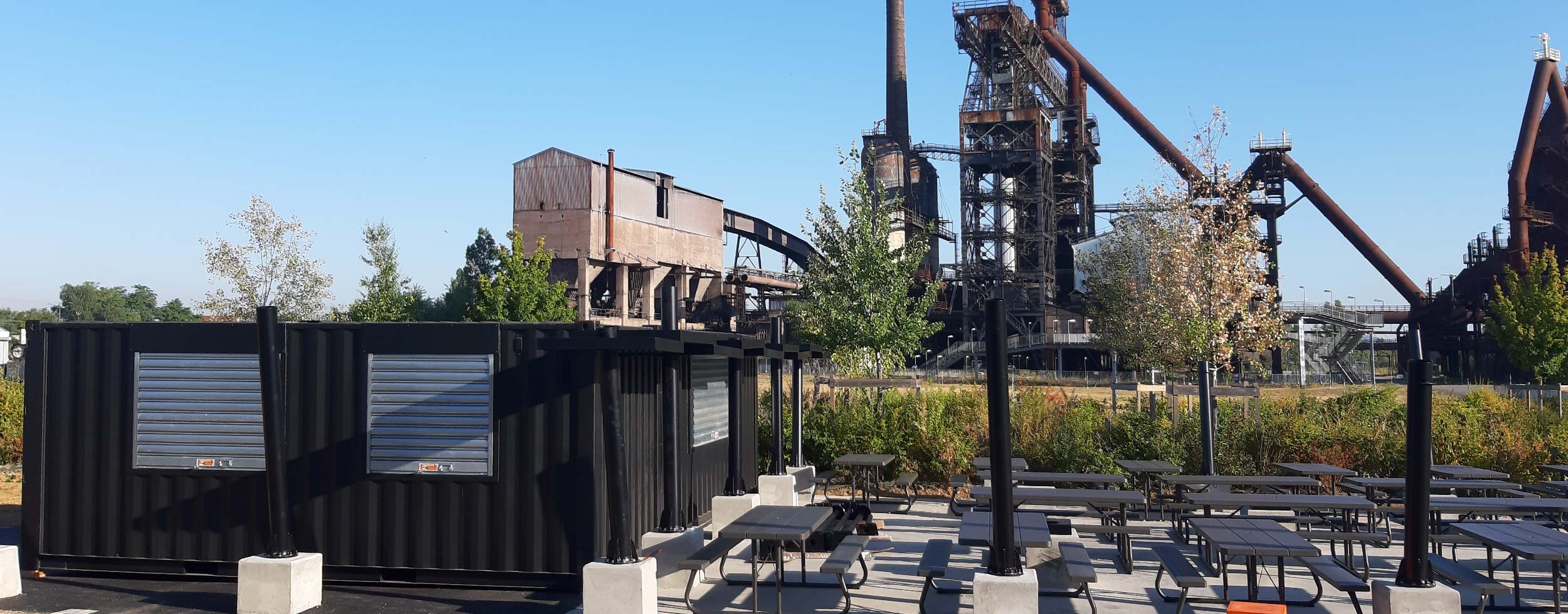 Conteneurs maritimes aménagés restaurant